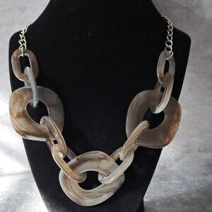 Paparazzi "Couragously Chromatic" Acrylic Link Necklace